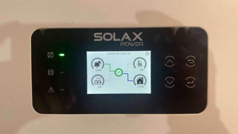 Tnverter Hybrid Solax 5kw, 6kw bảo hành 7 năm
